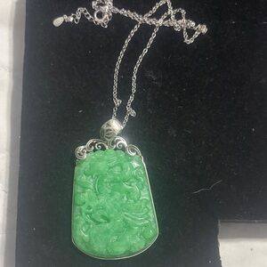 Elegant Silver and Green Pendant Necklace